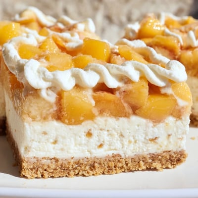 Peaches Cream Cheesecake Bars